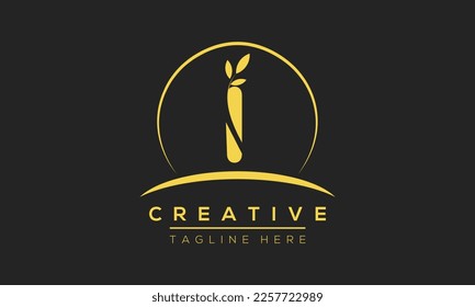 diseño inicial del logotipo de la letra de círculo I con hoja. Plantilla vectorial de iconos con logotipo.