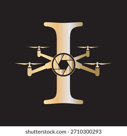 Logotipo inicial del abejón combinado con la letra I Plantilla del Vector