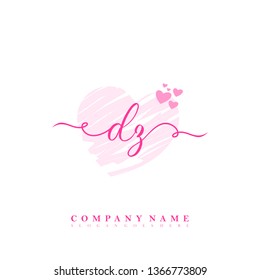 Initial DZ handwriting logo