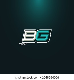 initial esports logo design