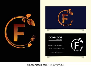 Alfabeto monocasco inicial F con tenedor, cuchara y hoja. Logotipo de alimento natural saludable. Logo para el café