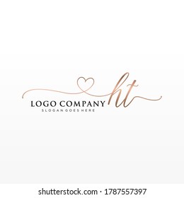 Monograma de belleza HT inicial y elegante diseño de logotipo, logotipo de escritura a mano de firma inicial, boda, moda, floral y botánica con plantilla creativa.