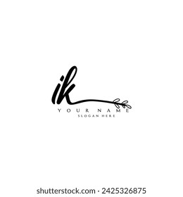 Original IK logo escritura a mano tipografía floral ornamento