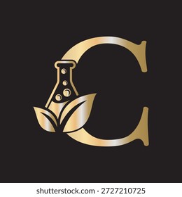 Letra inicial C desenho do logotipo de laboratório combinado com tubo de ensaio e símbolo de folha
