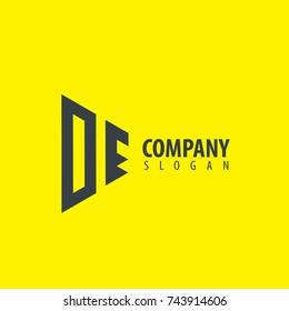 Initial Letter DE Linked Triangle Design Logo