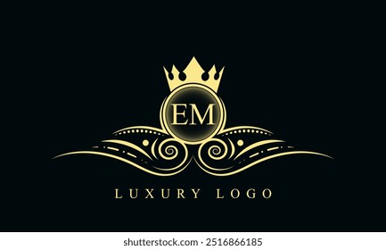 Letra inicial EM design de logotipo de luxo. EM Luxurious Royal Golden Logo design