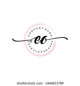 Initial letter EO beautiful handwriting logo vector template
