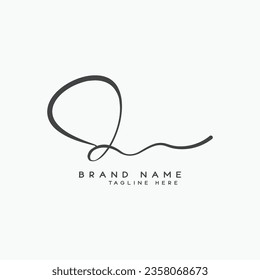 Initial letter handwriting Q and signature logo