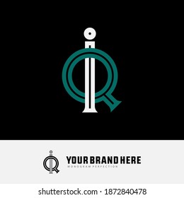 Anfangsbuchstaben I, Q, IQ oder QI überschneiden, Verriegelung, Monogramm-Logo, weiße und grüne Farbe auf schwarzem Hintergrund