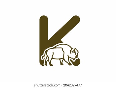 Anfangsbuchstabe K mit Bison-Online-Kunstdesign