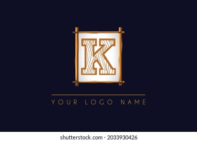 Letra inicial K Logotipo con textura de madera y símbolo del logotipo del logotipo del marco de madera