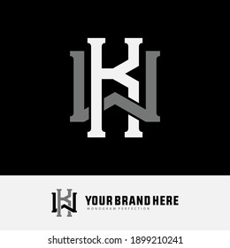 Anfangsbuchstaben K, W, KW oder WK, überlappend, interlock, Monogramm-Logo, weiß-graue Farbe auf schwarzem Hintergrund