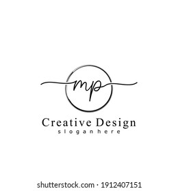 Letra inicial logotipo manuscrito de caligrafía MP. Alfabeto escrito a mano en la plantilla de logotipo. Letras y alfabeto para el diseño de su logotipo.