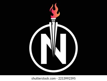 Letra inicial N Concepto de antorcha de fuego con símbolo vector de icono de fuego y antorcha. Logo vectorial moderno para el negocio de la Antorcha de Fuego, e identidad de la empresa.