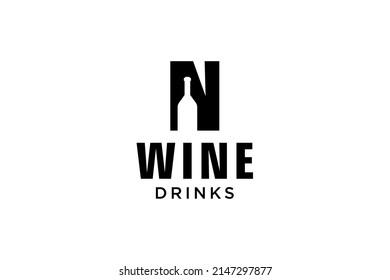 letra inicial N con modelo de diseño de logotipo de botella de vino vector