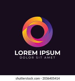 Initial letter O, curve rounded logo, gradient vibrant colorful logo in the circle
