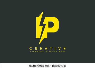 Letra inicial potencia P con ilustración vectorial de diseño de logotipo de relámpago. letra P potencia con negocio de relámpago y elemento de diseño de plantilla de logotipos eléctricos