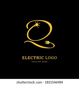 Letra inicial Q, logotipo de electricidad y plantilla de diseño de vectores de iconos. Elemento de diseño de logotipo de energía para empresas y empresas.