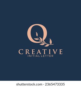 Initial Letter Q and Floral Logo vector, Botanical Minimalistic Letter Feminine Logo design template