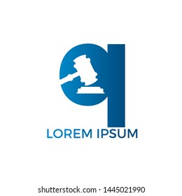 Initial letter Q and gavel icon logo, Hammer judge icon vector illustration. Law firm logo design inspiration.	