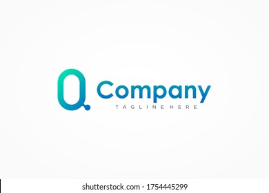 Initial Letter Q Logo. Blue Green Ellipse Style Linked with Dot Liquid isolated on White Background. Usable for Business and Technology Logos. Flat Vector Logo Design Template Element.