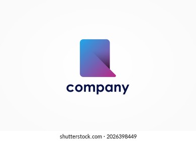 Logo de la carta inicial Q. Forma redondeada de color azul y púrpura Estilo Origami con sombra aislada en fondo blanco. Usable para logotipos de empresas y marcas. Elemento de plantilla de diseño de logotipo de vectores planos.