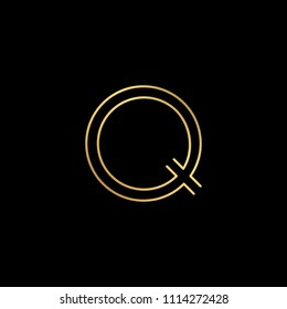 Initial letter Q QQ minimalist art logo, gold color on black background
