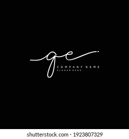 Letra inicial logotipo de caligrafía QE manuscrito. Alfabeto escrito a mano en la plantilla de logotipo. Letras y alfabeto para el diseño de su logotipo.