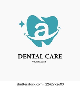 Letra inicial a con icono dental y sonrisa para la atención de la salud dental y la clínica dental, plantilla de ideas con logotipo de negocios de odontología