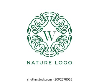 Anfangsbuchstabe W Floral Logo Vectordesign Illustrationen Vorlage. 
Vectorlogo-Design für Naturprodukte, Blumenladen, Kosmetik, Bio, ökologische Konzepte, Gesundheit, Spa.