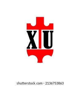 Ursprünglicher Buchstabe XU rote Kronenschild einfaches Logo. Minimal und einzigartig.