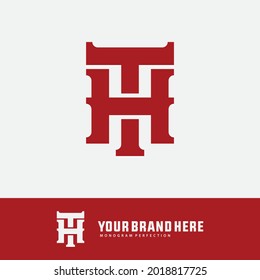 Letras iniciales H, T, HT o TH superpuestas, logotipo de monograma interbloqueado, color rojo sobre fondo blanco
