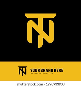 Letras iniciales N, T, NT o TN superpuestas, logotipo de monograma interbloqueado, color amarillo sobre fondo negro