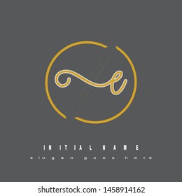 Initial logo gold circle alphabet E