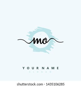 Initial MO beauty handwriting logo vector