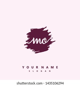 Initial MO beauty handwriting logo vector