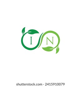 IN letra de monograma inicial para el logotipo de la naturaleza con diseño de imagen hoja