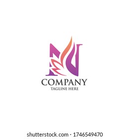 n inicial con diseño de logotipo de belleza vectorial