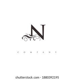logotipo N inicial con adorno
