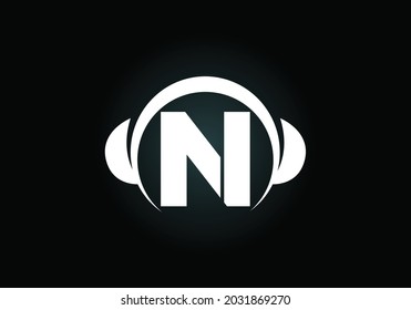 Initiales N-Monogramm-Alphabet mit Kopfhörer. Kopfhörerlogo. Symbol für Musikzeichen. Schriftemblem. Design-Element für Poster, Banner, T-Shirt, Notebook-Cover, Aufkleber, Grußkarte, Tasche, Badge.