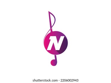 Initiales N-Monogramm-Alphabet mit musikalischer Note. Symbol für musikalisches Zeichen. Logo-Design-Vorlage.