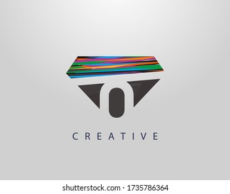 Logo Inicial O Resumen De Diamantes. Diseño de letras O creativas con tiras coloridas sobre formas diamantíferas.