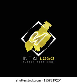Initial Y brush white and gold frame 