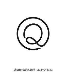 Inspiración en el diseño del logotipo de Iniciales Q