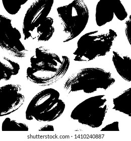 Ink brush smears seamless vector pattern. Black blots, paint brushstroke hand drawn illustration. Monochrome blots decorative texture. Chaotic stains backdrop. Wrapping paper, wallpaper design