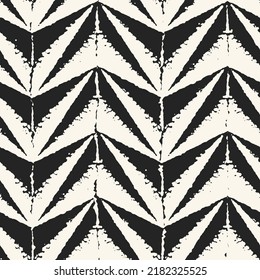 Ink Drawn Mottled Zigzag Pattern