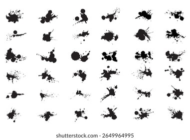 A tinta cai e espirra. Manchas de borrão, respingos de gotejamento de tinta líquida e borrifo de tinta. Conjunto de vetores de ponto abstrato grunge sujo artístico. Ilustração monocromática gotejamento splash, borrão de tinta bagunçado