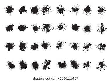 A tinta cai e espirra. Manchas de borrão, respingos de gotejamento de tinta líquida e borrifo de tinta. Conjunto de vetores de ponto abstrato grunge sujo artístico. Ilustração monocromática gotejamento splash, borrão de tinta bagunçado