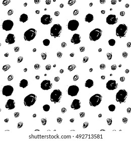 Ink hand drawn circles. Seamless pattern.