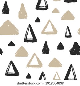 Ink small black and beige triangles isolated on white background. Cute geometric seamless pattern. Vector flat graphic hand drawn illustration. Texture.